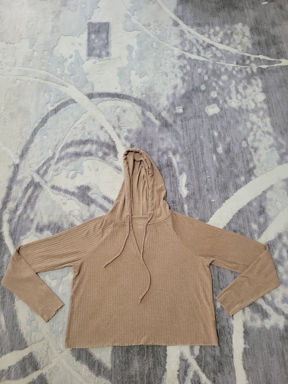 American Eagle Cropped Ribbed Hoodie in Beige Size M